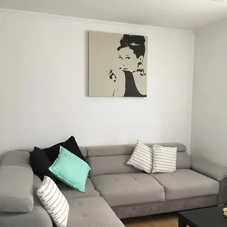 Casa Lola * أوبيرني